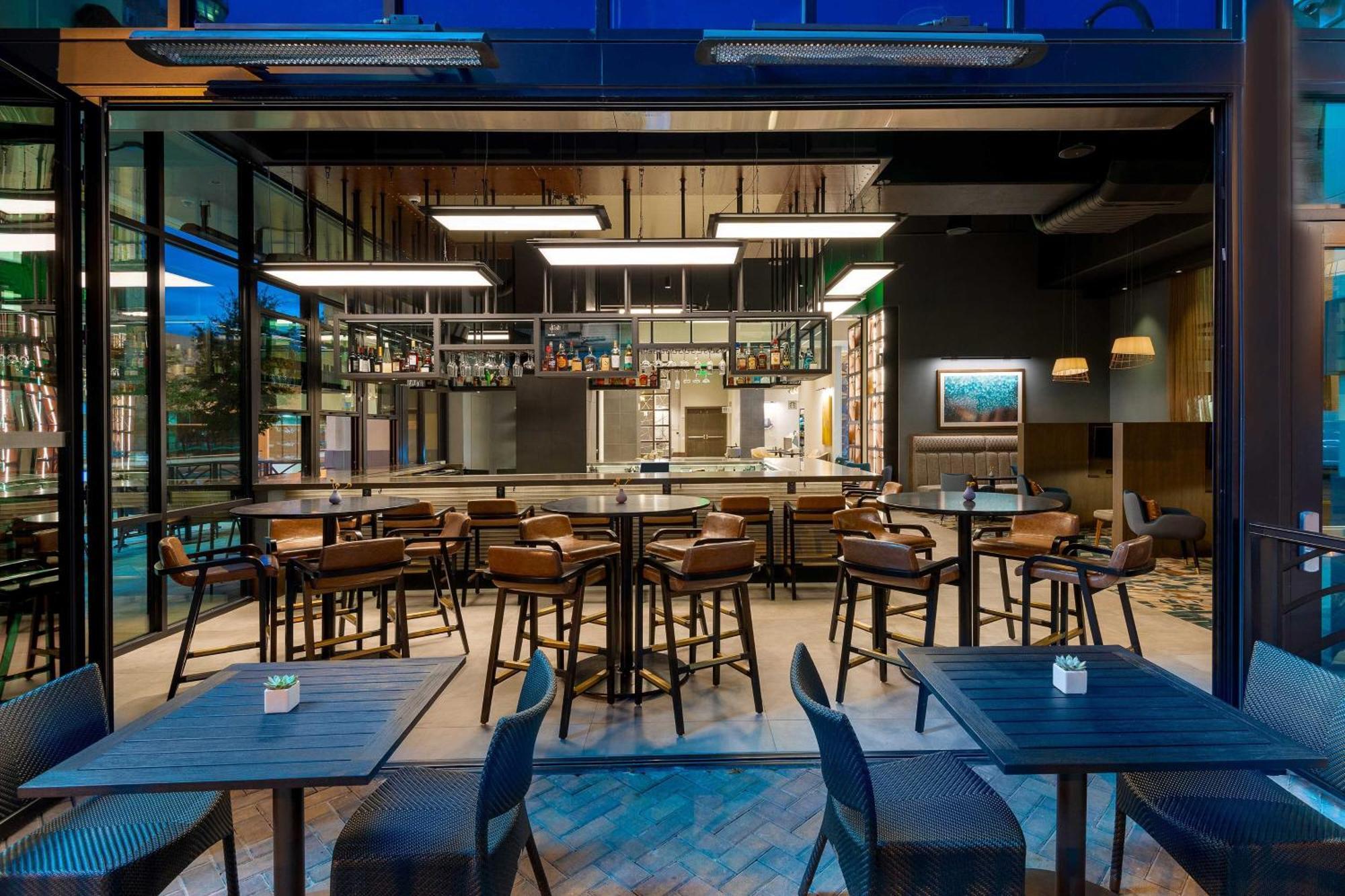 Отель Element Atlanta Midtown Экстерьер фото