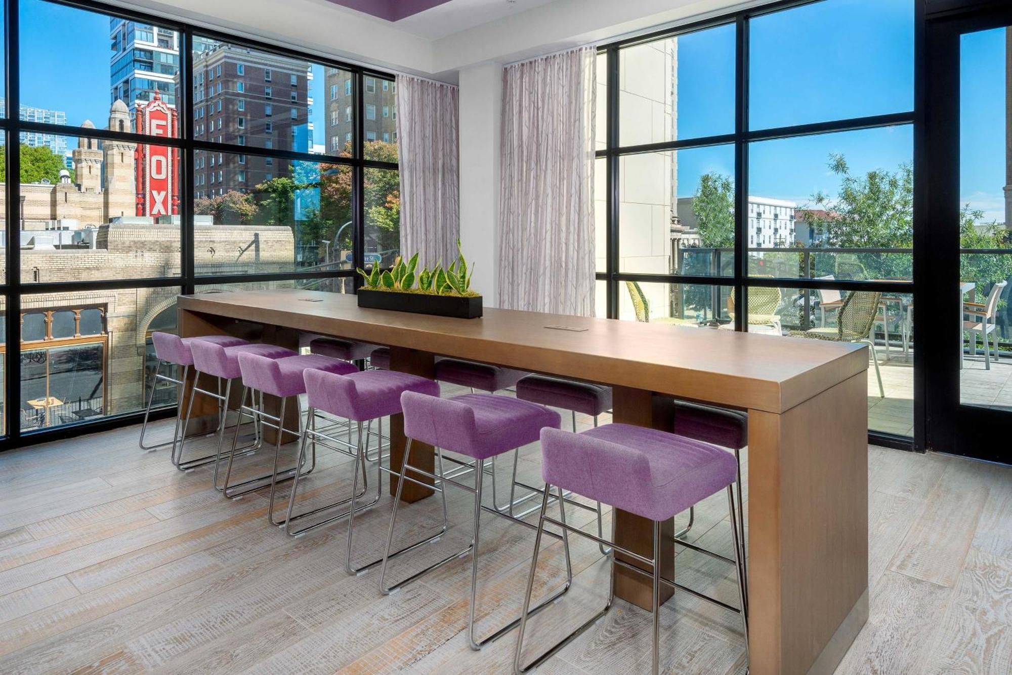Отель Element Atlanta Midtown Экстерьер фото